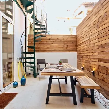 Akicity Alameda Lust Apartman *